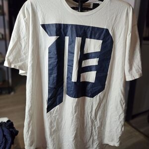 Men's White T-Shirt with Detroit Graphic 2xl 1-1021